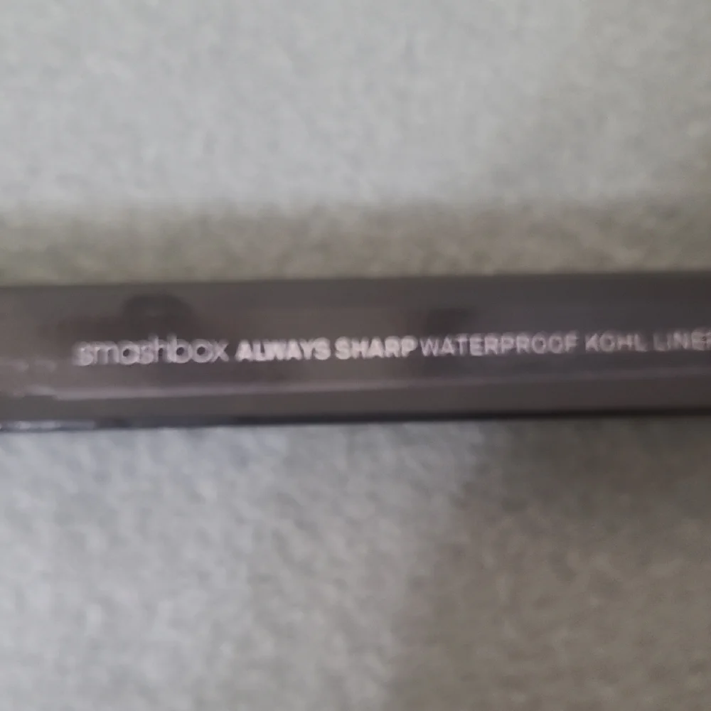Smashbox Raven Always Sharp Waterproof Kohl‎ Liner .01oz / .28g Raven NEW IN BOX